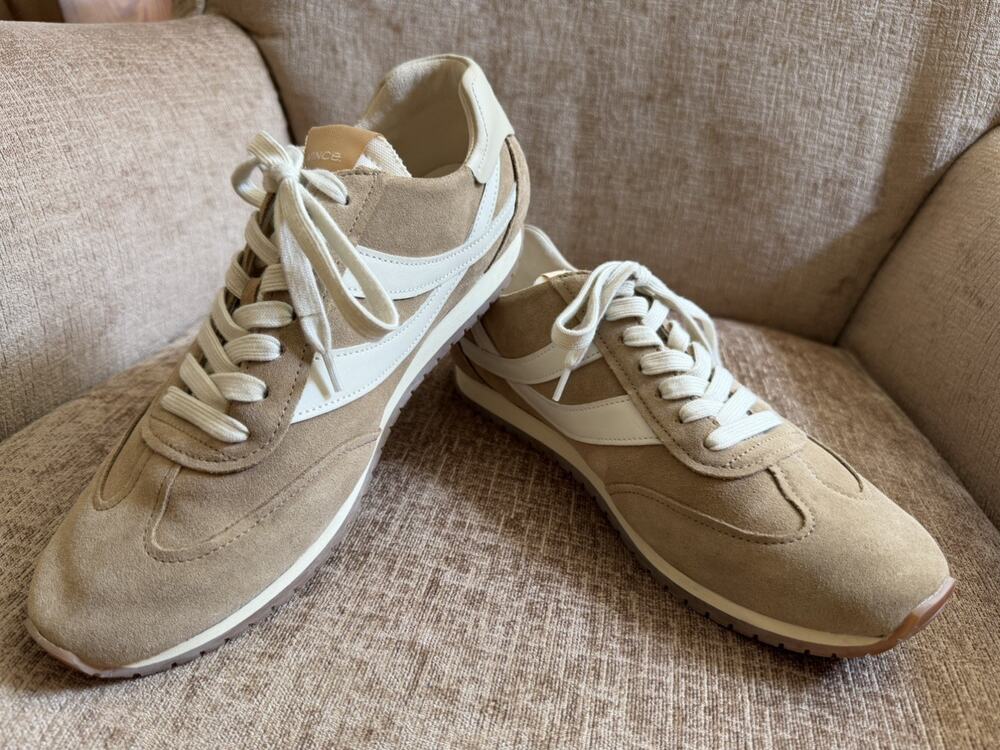Vince Oasis Runner Sneaker Women’s 10 Camel Tan Suede Leather Retro Neutral Chic